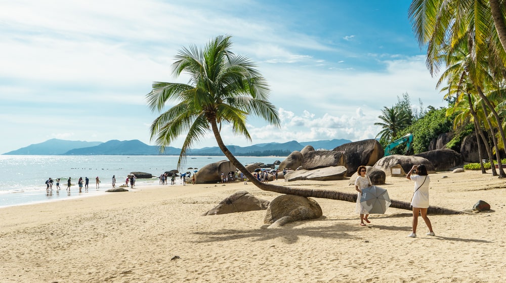  Sanya’s beaches are among the top destinations for Chinese holiday goers, with its pristine sands, clear waters and mild weather all year round.