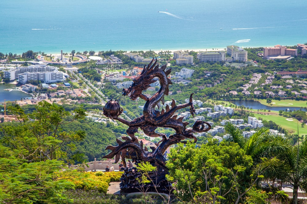 An important symbol in Chinese culture, the Longxingtianxia (loosely translated as the Flying Dragon Under the Sky) Sculpture was created to embody the ambitious and innovative spirit of the Chinese people. 