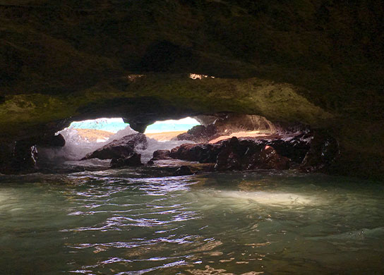 Mermaid Caves, Oahu